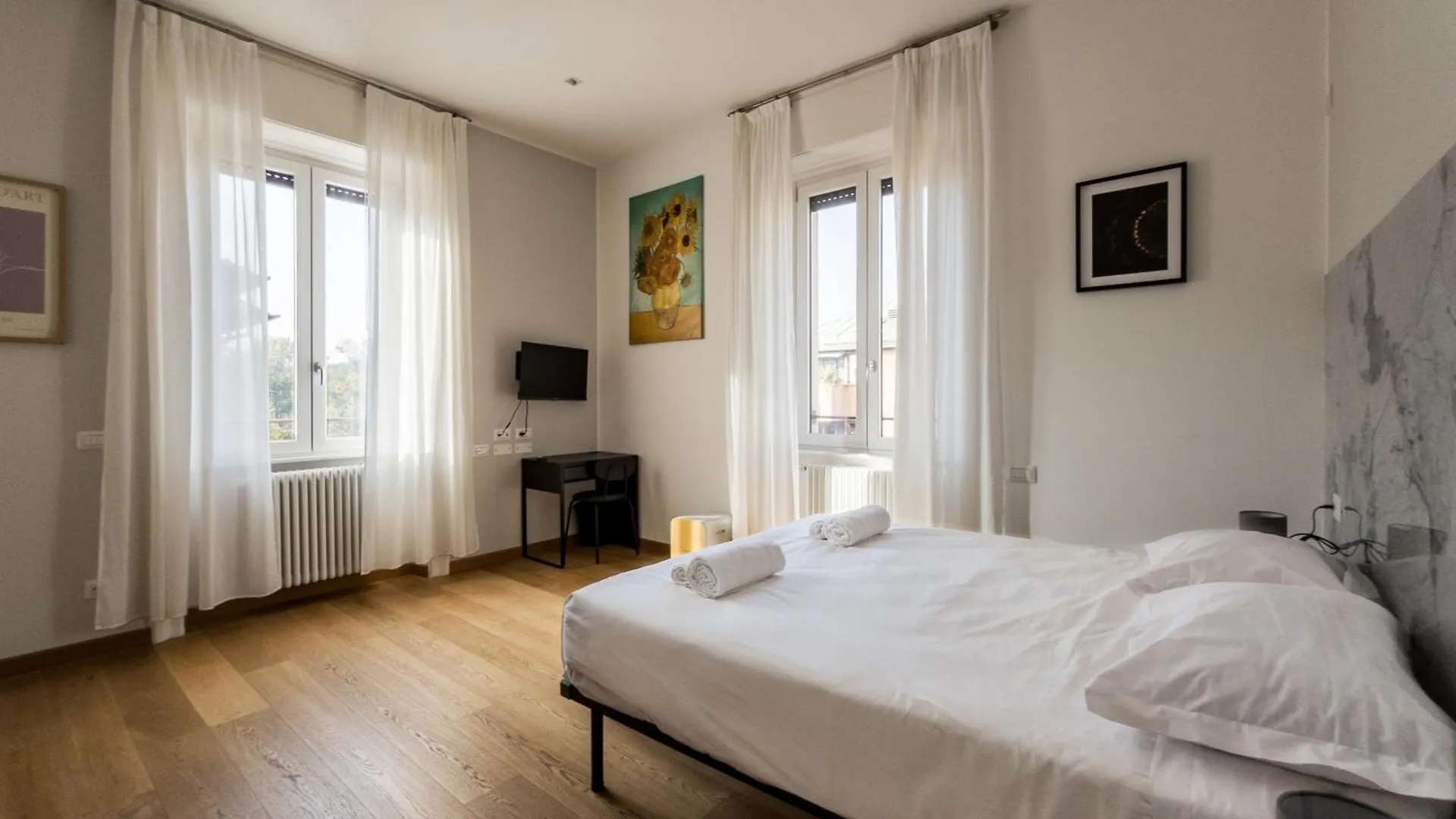 Rrrapido Holy Suites And Rooms - Via Sardegna Milano Italia