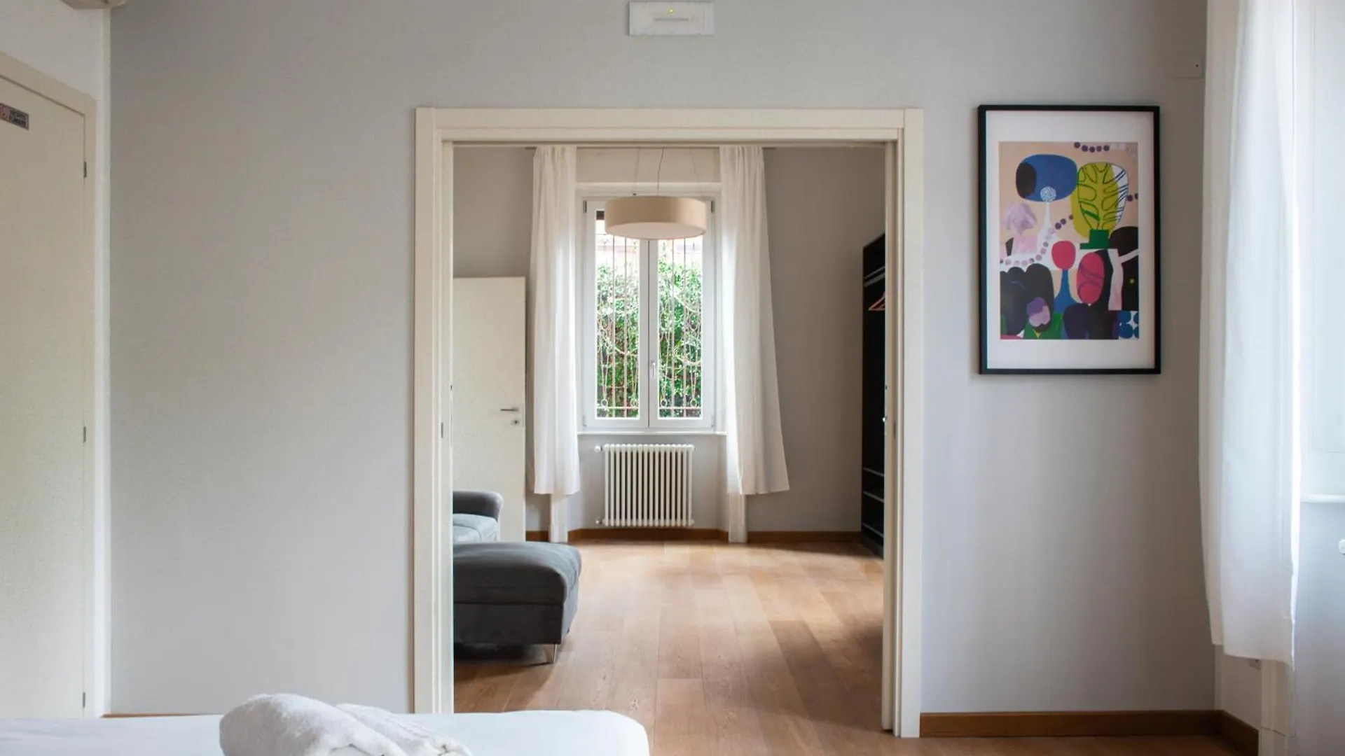Pensión Rrrapido Holy Suites And Rooms - Via Sardegna Milán