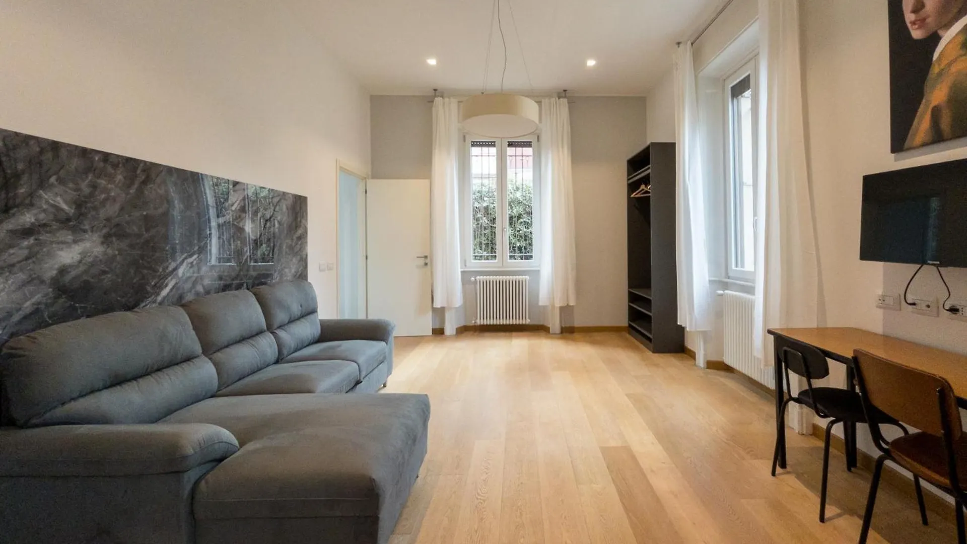 Rrrapido Holy Suites And Rooms - Via Sardegna Milano 0*,  Italia