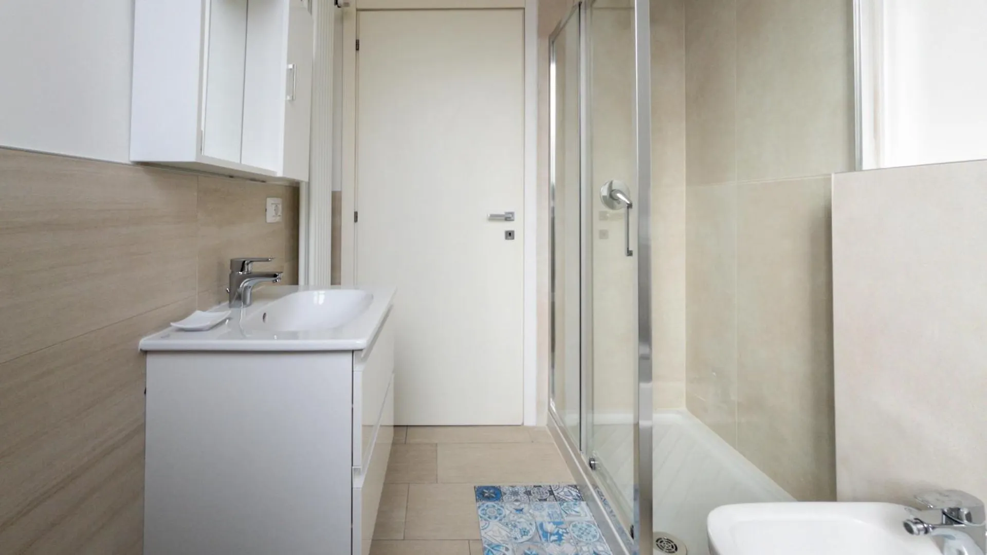 Pensión Rrrapido Holy Suites And Rooms - Via Sardegna Milán