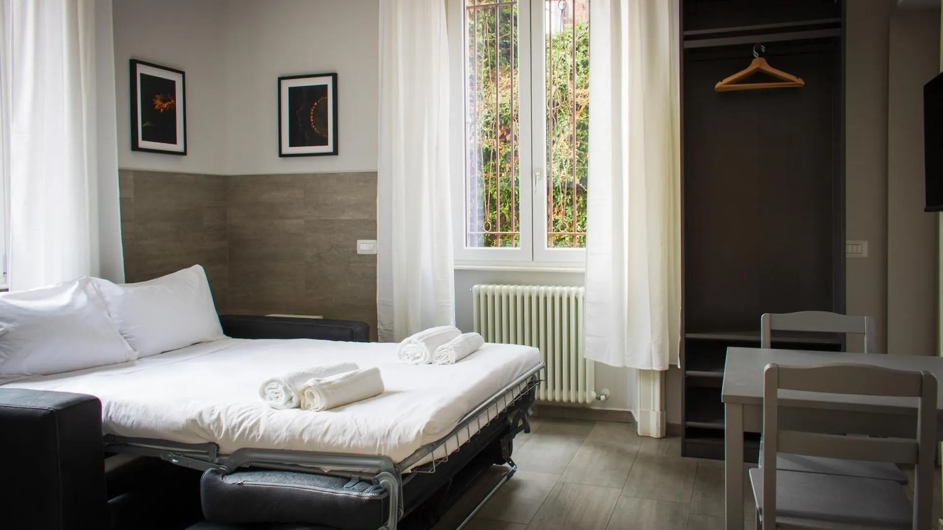 Rrrapido Holy Suites And Rooms - Via Sardegna Milan 0*,  Italy