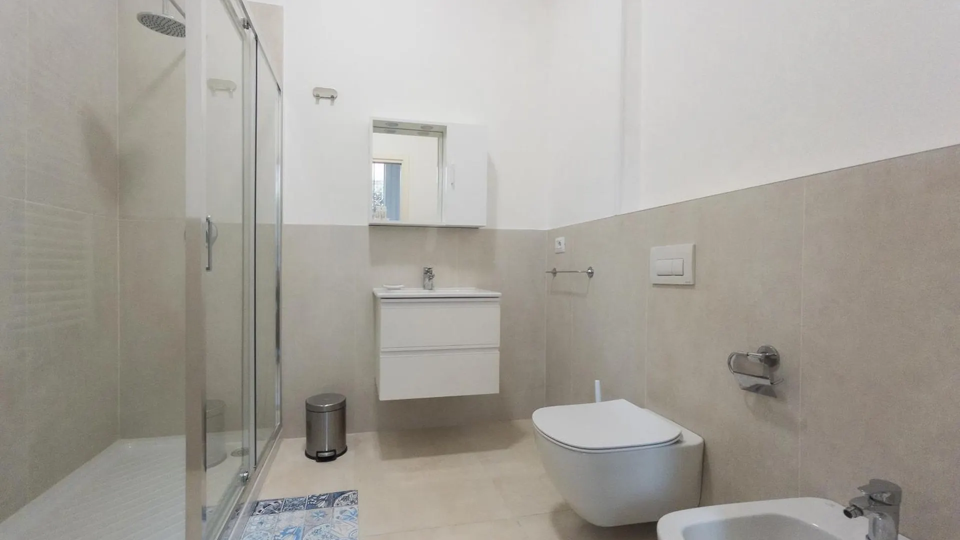 Rrrapido Holy Suites And Rooms - Via Sardegna Milan