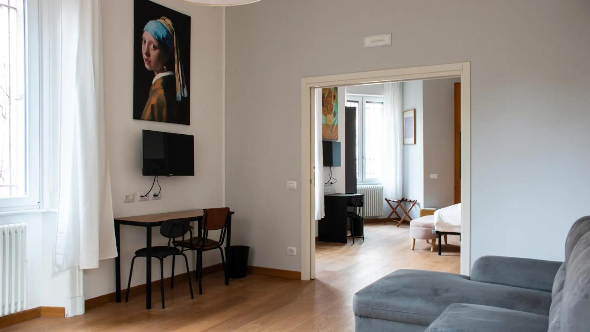 Rrrapido Holy Suites And Rooms - Via Sardegna contacts